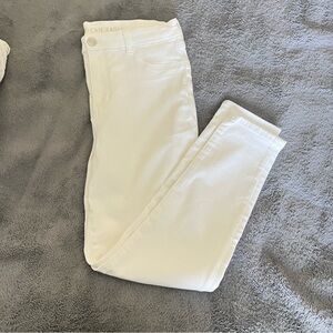 American Eagle White Jeans size 14 S